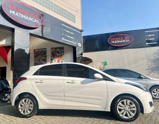 HYUNDAI HB20 1.0 COMFORT PLUS 12V FLEX 4P MANUAL